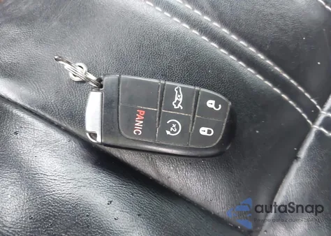 2017 Chrysler 300 300S из США, поврежденный, VIN 2C3CCABGXHH662569